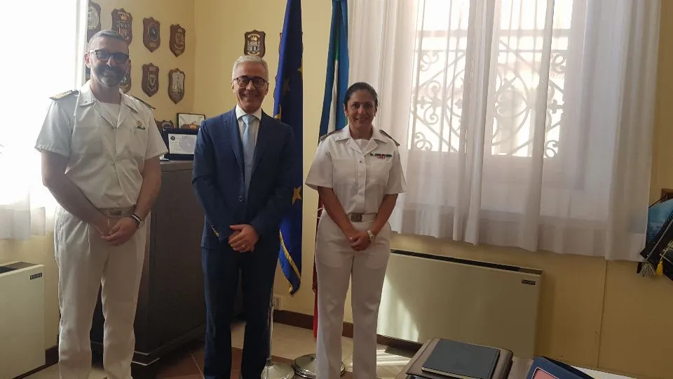 la visita in prefettura
