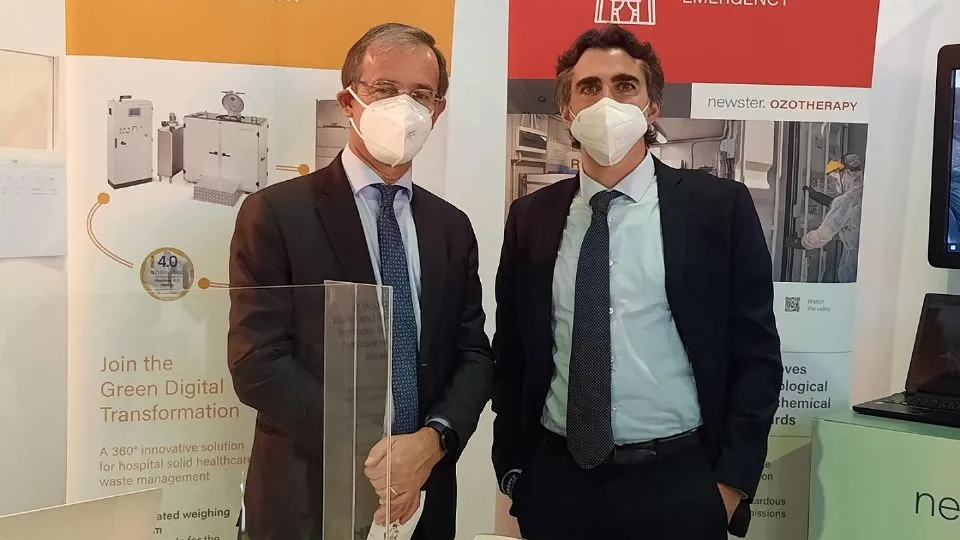 Bascucci con l’ambasciatore italiano
