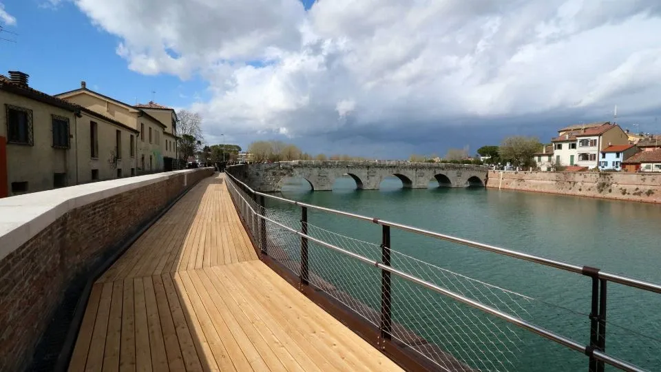 la passerella sospesa