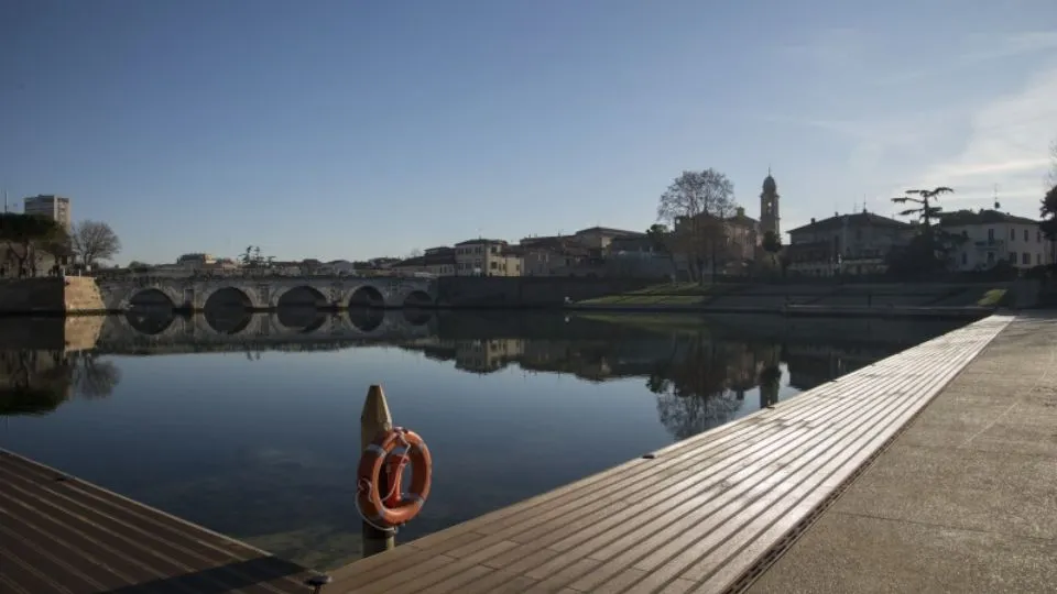 la piazza sull’acqua