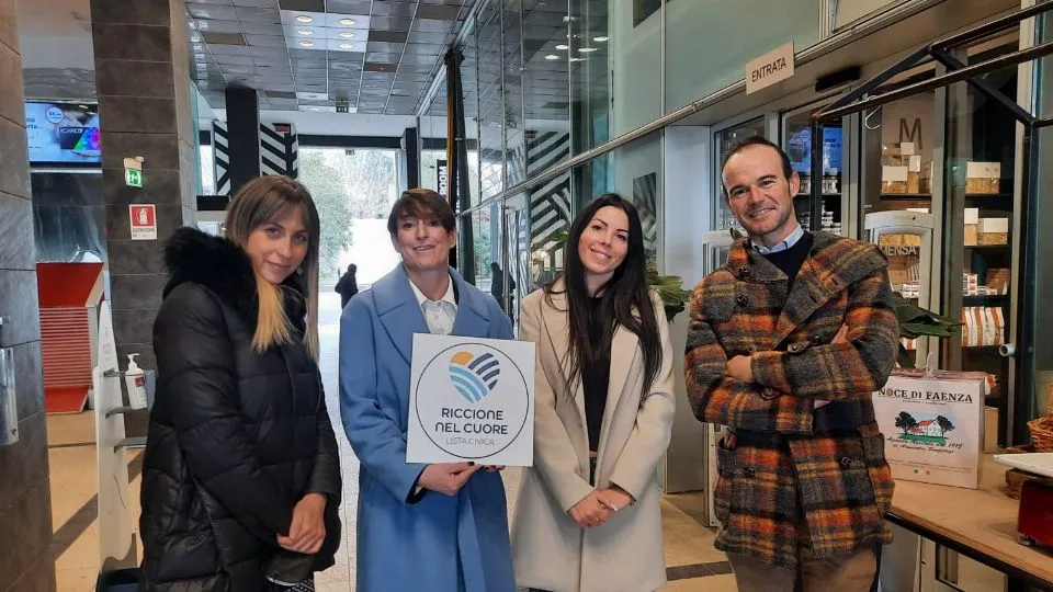 da destra: Federica Torsani e tre dei candidati