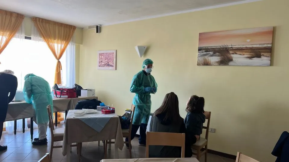 vaccini in corso negli hotel di Riviera Sicura