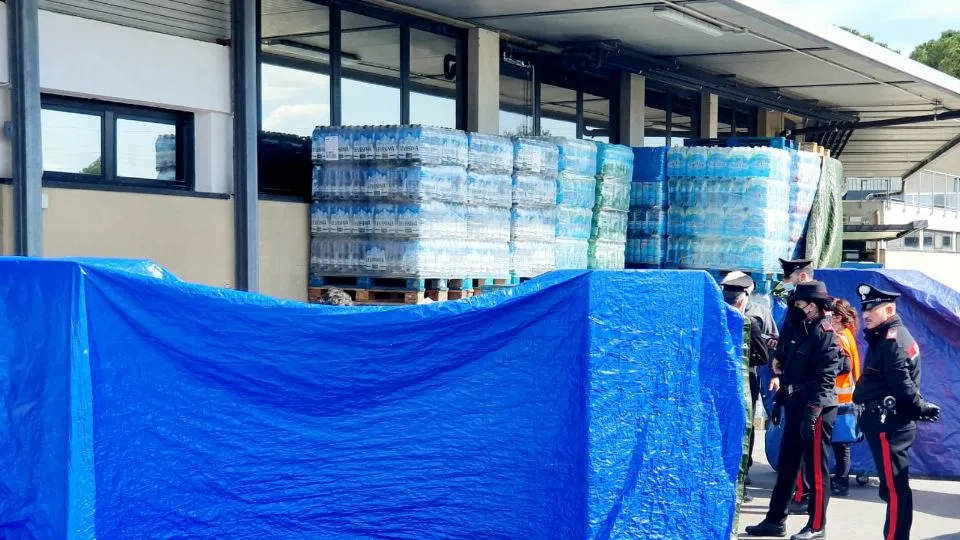 Il retro del Conad, dove è morto Umberto Sorrentino (foto Migliorini)