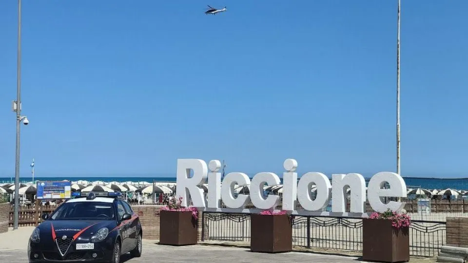 una pattuglia dei carabinieri di Riccione

