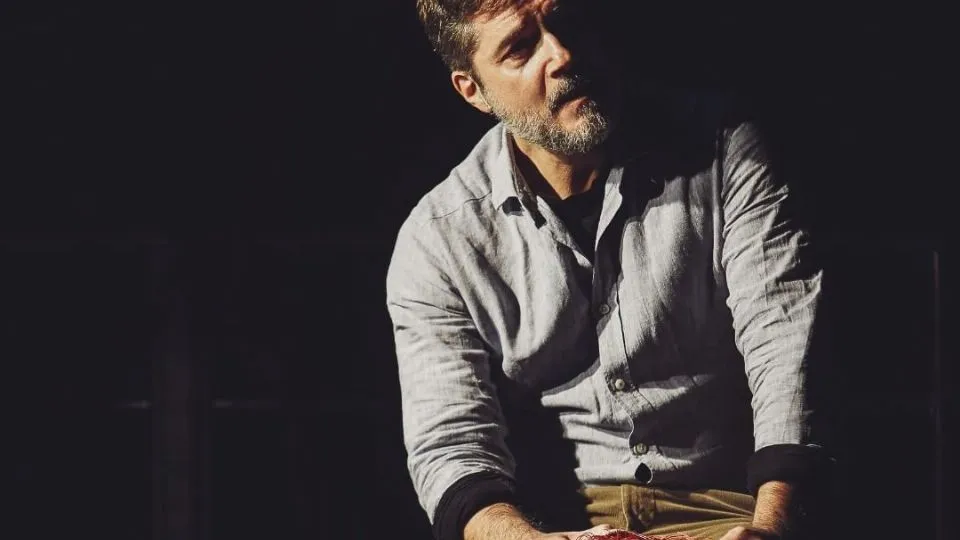 Ettore Bassi nei panni di Angelo Vassallo
