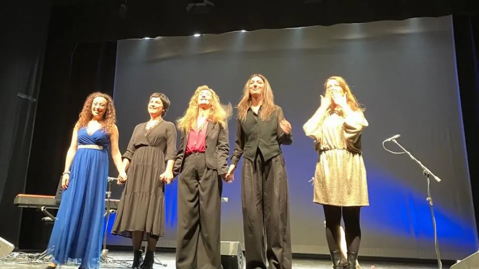 le protagoniste sul palco