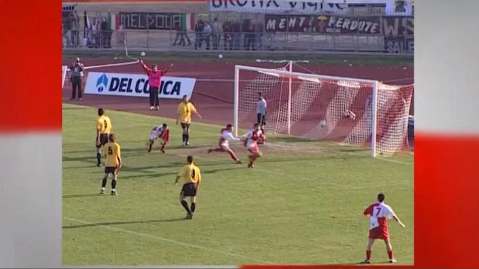La gioia incontenibile di Rachini dopo il gol partita
