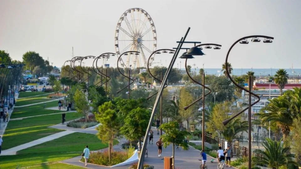 un tratto del parco del mare