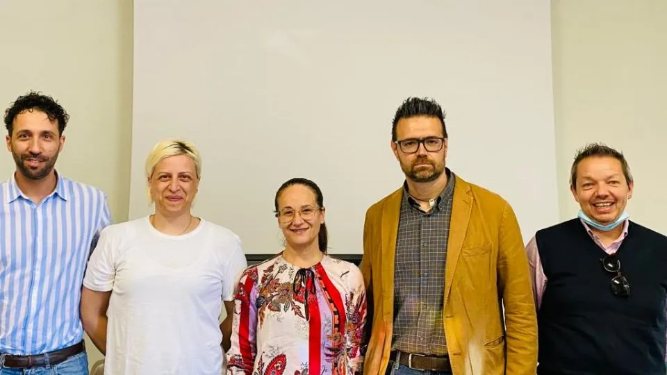 in foto Simone Bertozzi (socio fondatore Valore Romagna), Silvia Ruffilli (CNA), Stefania Sabba (presidente Unione dei Comuni Valmarecchia e sindaco di Verucchio), Marco Fratta (socio fondatore Valore Romagna), Giovanni Lezzi (Confartigianato)