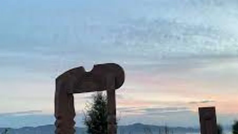 Una scultura presente nel parco MISAM
