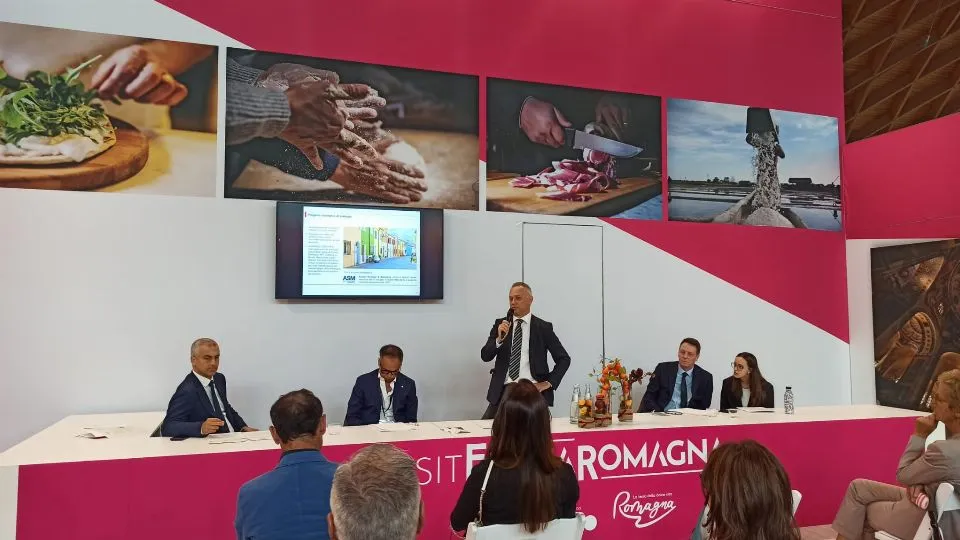 l’ad di AIRiminum Corbucci presenta le strategie del Fellini (ottobre 2023)
