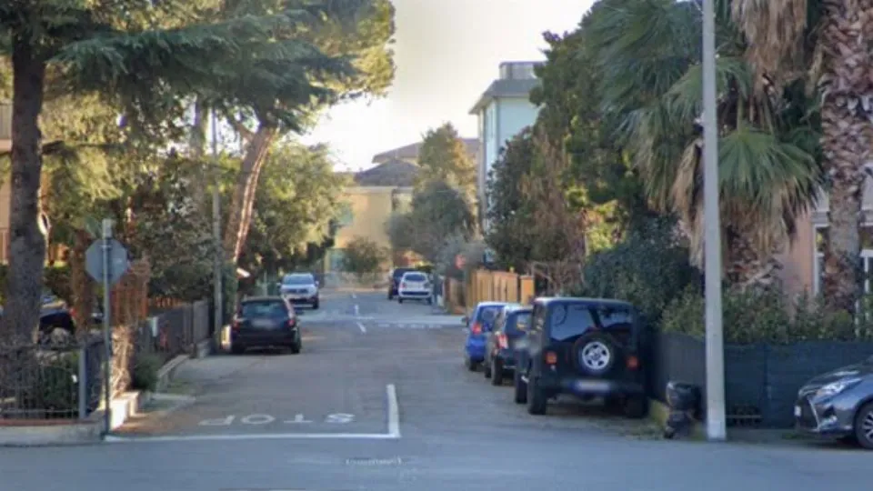 via Mengoni