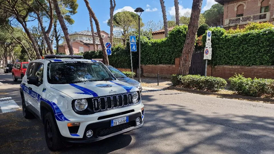 la polizia locale di Riccione