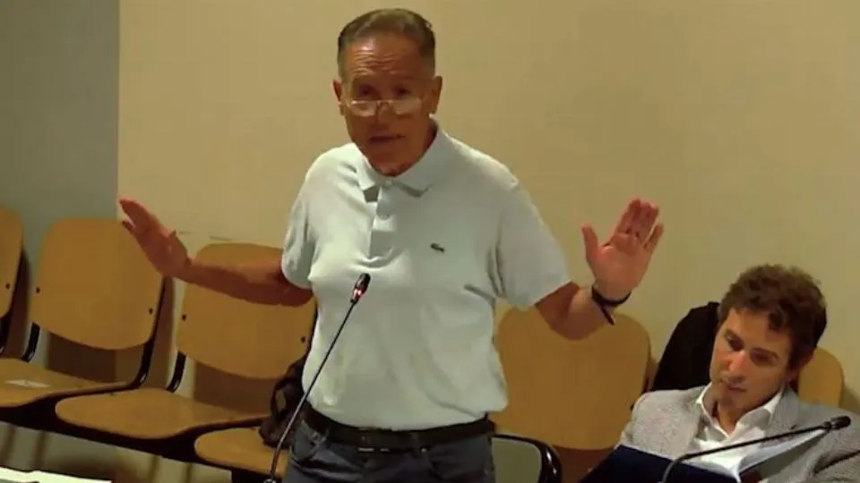 Gioenzo Renzi in aula