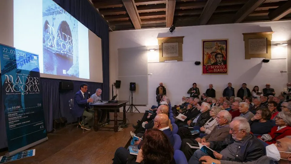 la presentazione
® Giorgio Salvatori