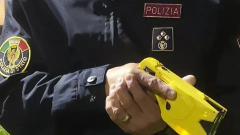 taser