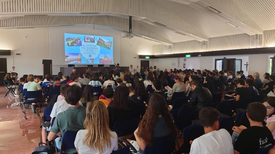 l’incontro in sala Manzoni