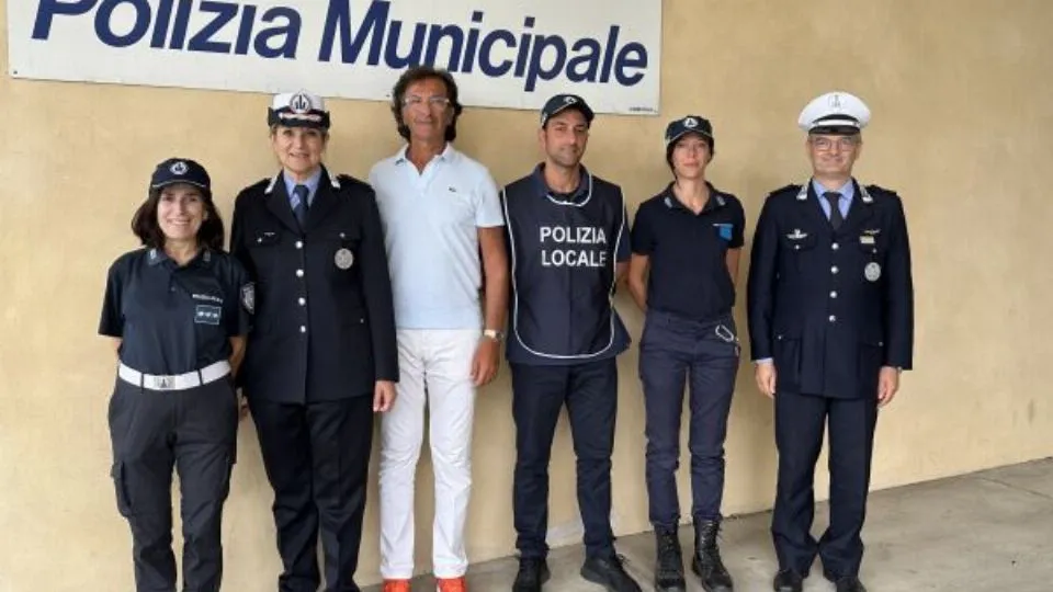 il saluto ai due nuovi agenti