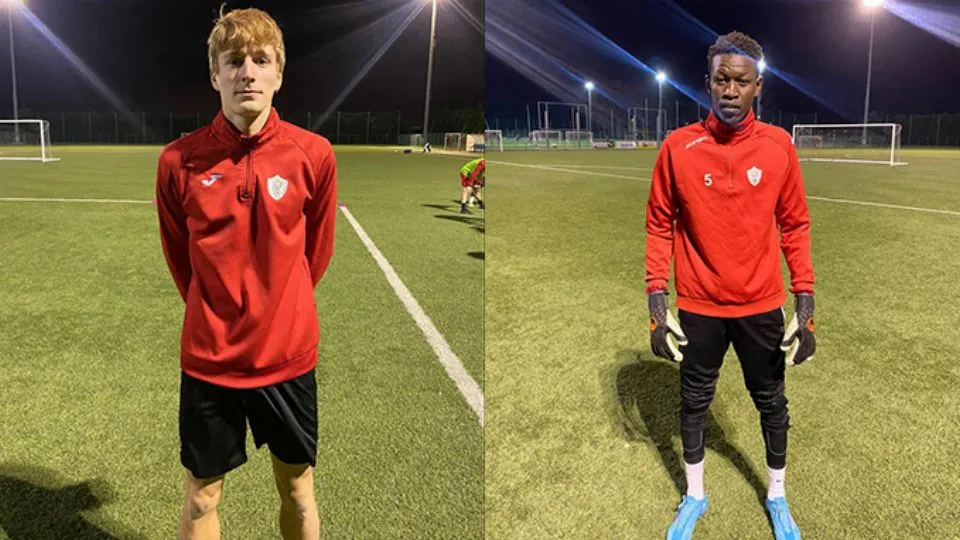 Il difensore Matteoni ed il portiere Gueye