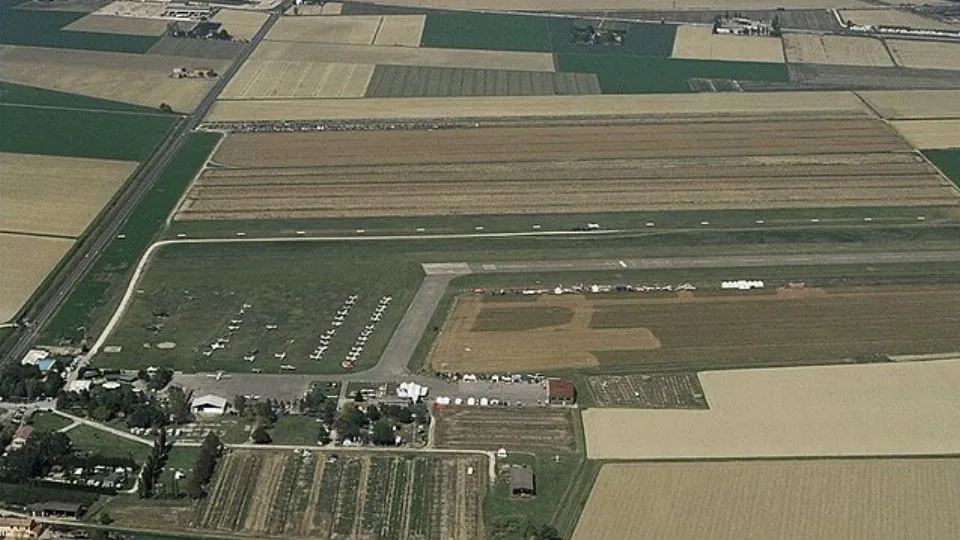 l’aeroporto La Spreta