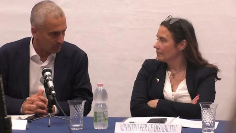 il sindaco Sadegholvaad e il ministro Locatelli
