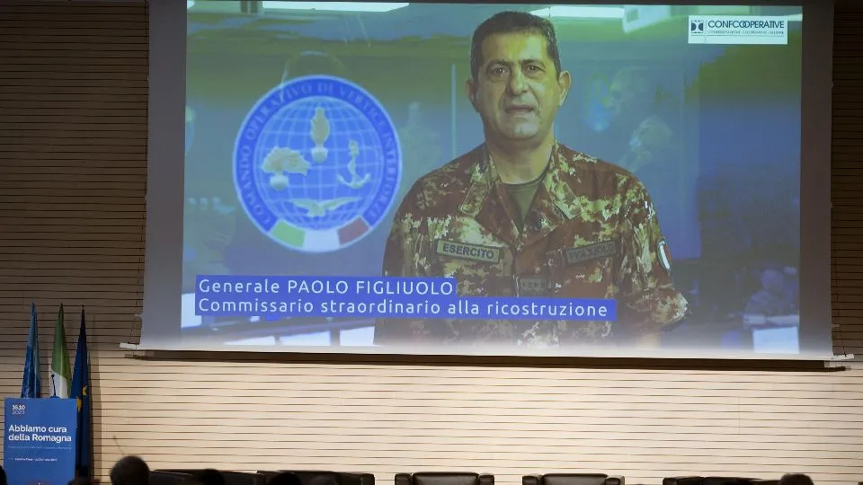 Il video messaggio del generale Figliuolo
