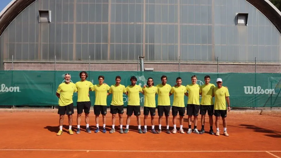La formazione schierata del Tennis Club Viserba