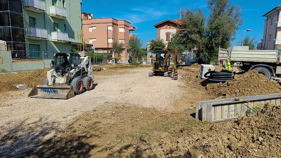 il cantiere al parco Pellesi
