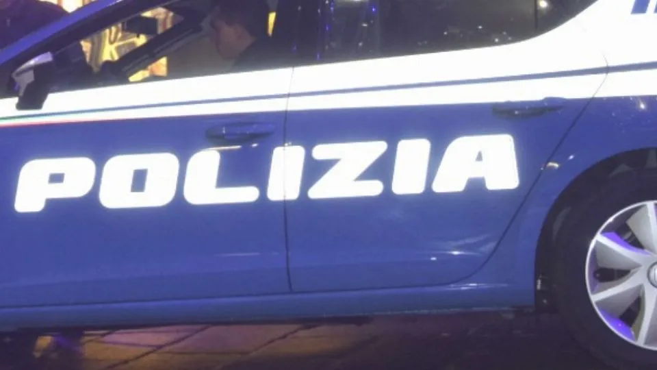una Volante della polizia