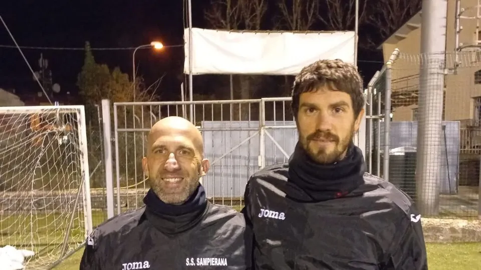 Giovanni Rossi (a destra) insieme a mister Federico Barontini