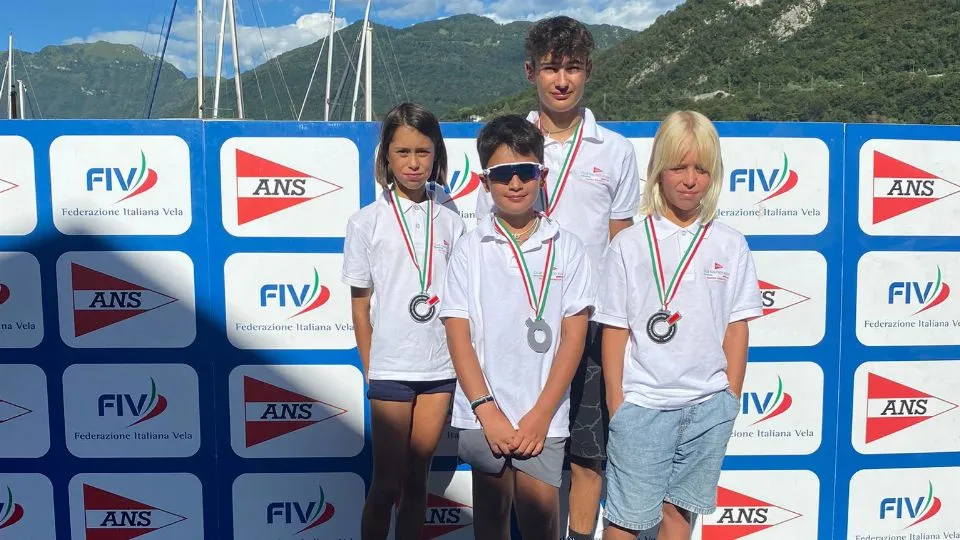 Il team Rimini 1 sul gradino più alto del podio a Sulzano