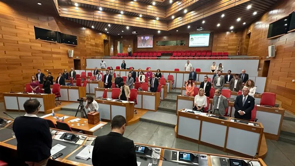 minuto di silenzio in Assemblea Legislativa