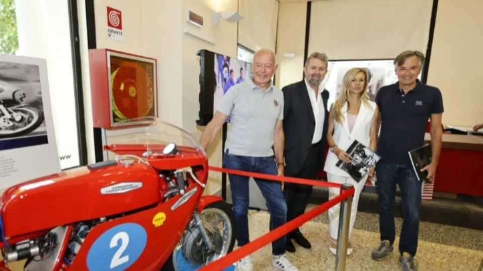 L’Aermacchi Harley Davidson 350 di Renzo Pasolini, Rastelli, Spinelli, Maresi e Albani