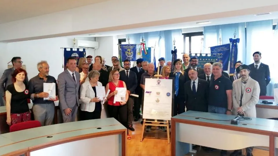 la commemorazione