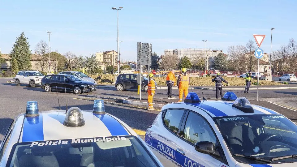 Rimini; 30/01/2022: Comune RN, Ufficio Stampa, lavori stradali SS16, rotatorie Via Coriano e via della Fiera, Polizia Municipale al lavoro
©Riccardo Gallini /GRPhoto