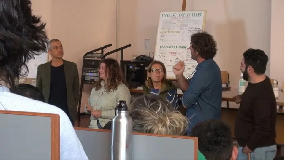 la presentazione dei loghi