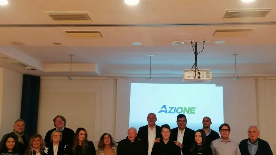 foto di gruppo per i vertici di Azione