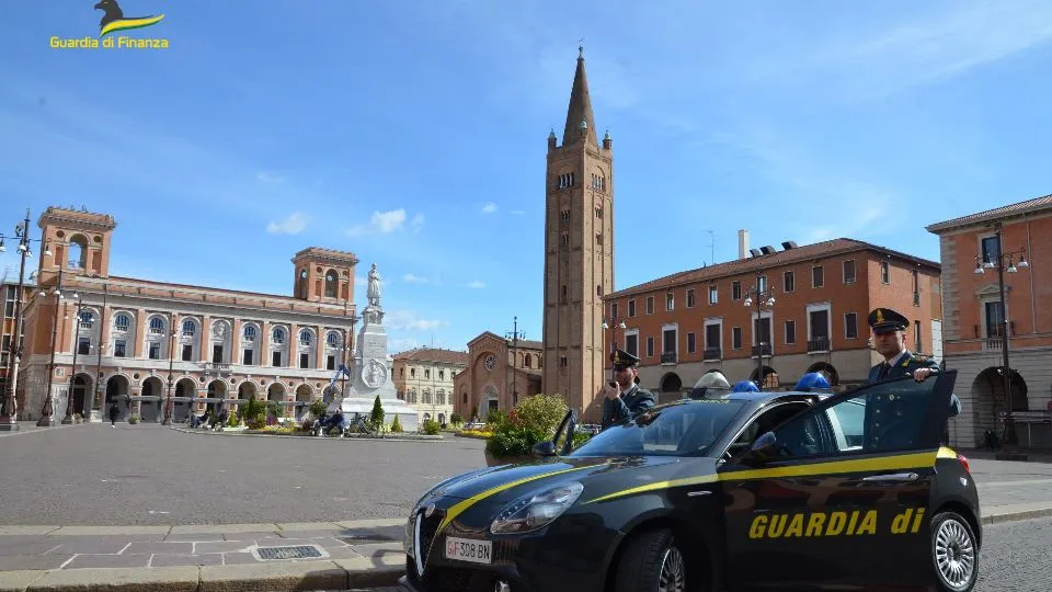 la guardia di finanza di Forlì