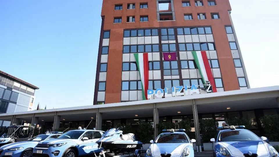 la sede delle questura di Rimini