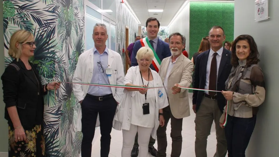 il taglio del nastro
