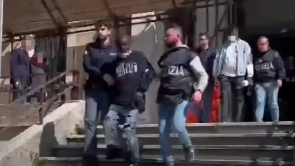 dal video della Polizia di Stato