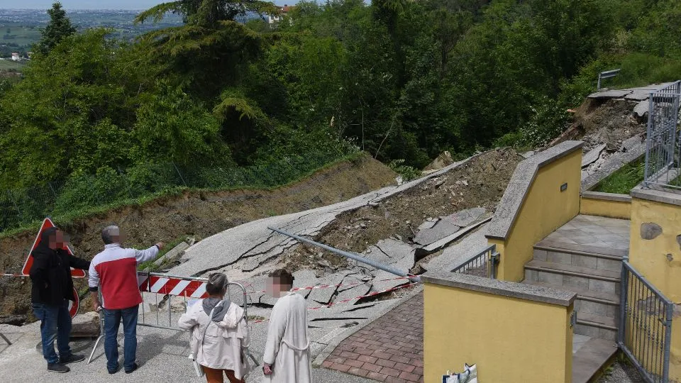 una frana a Montescudo