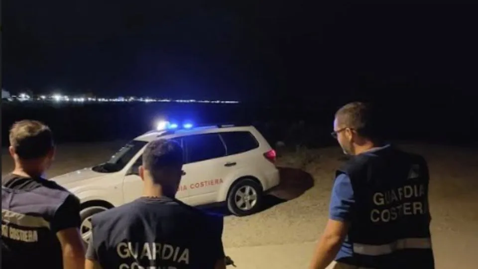 la Guardia Costiera sul posto