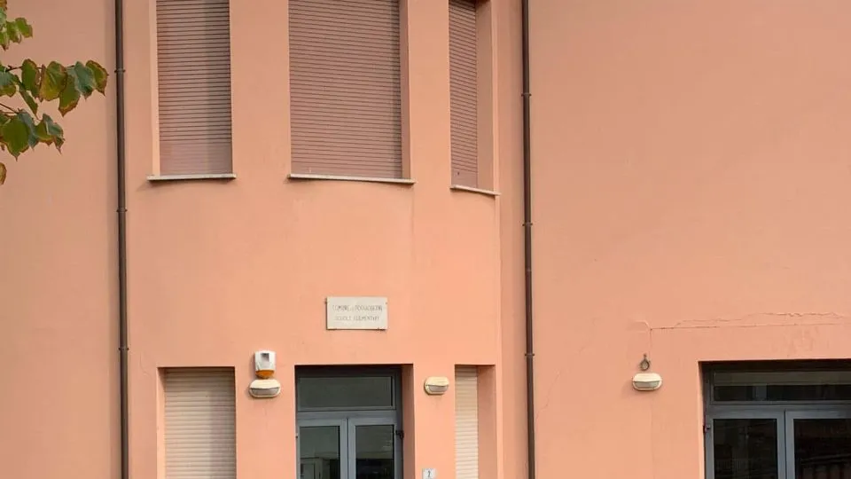 la vecchia scuola di Poggio Berni
