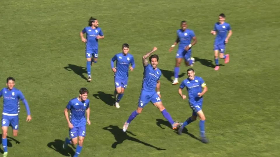 Cela festeggia l’1-0