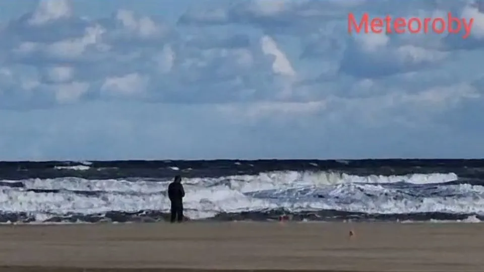 @meteoroby