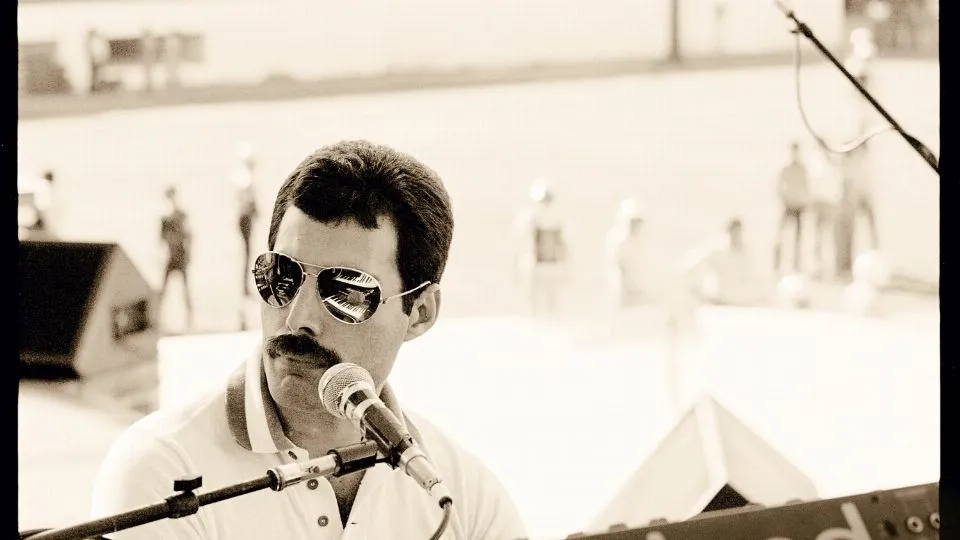 dalla mostra QUEEN UNSEEN – Peter Hince a Castel Sismondo