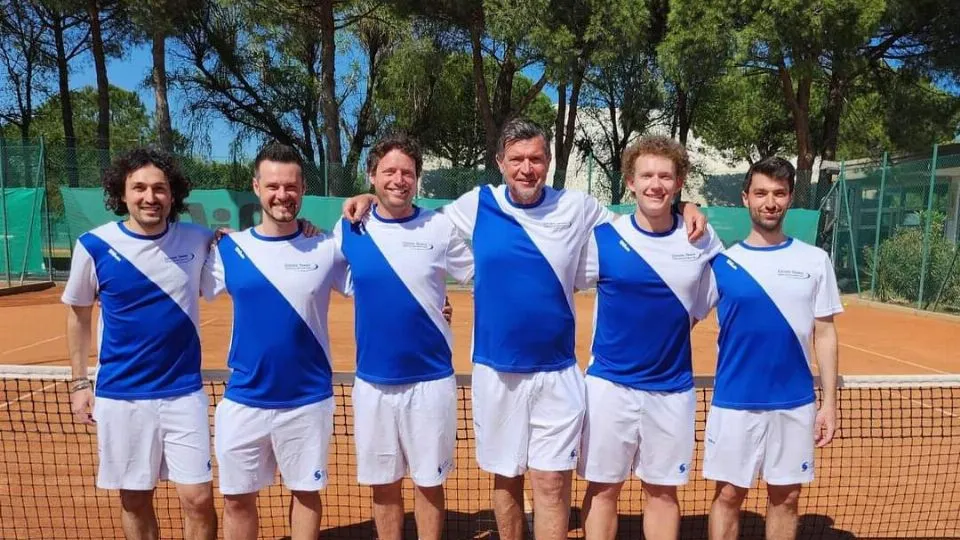 La formazione del Circolo Tennis Cervia vittoriosa in serie C