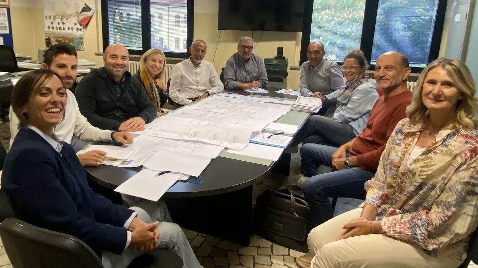 scuola Carpignola, incontro in comune
