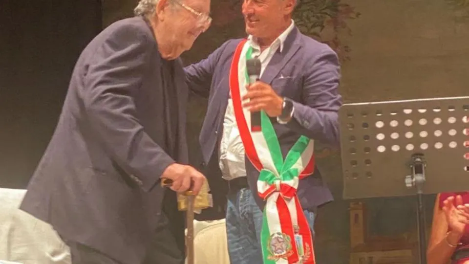 Sandro Bacchini insieme al sindaco Morelli
